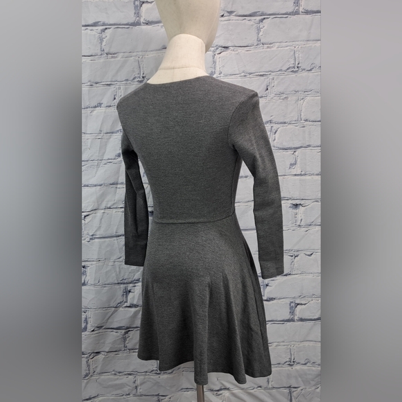 American Apparel Women's Dress Above Knee Mini Skirt Deep V XS *MINT CONDITION* - Picture 8 of 13